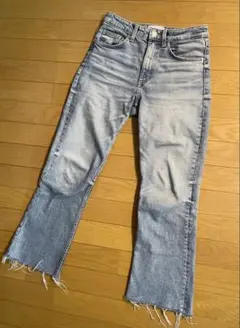 ZARA フレアパンツ　切りっぱなし　ライトブルー　34