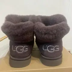 本物UGG ブラウン ムートンブーツ ラインストーン付きアグ