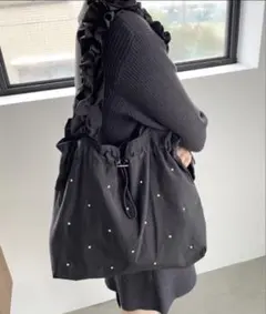 ビジュー装飾 キレイめなバック 美品！のサムネイル