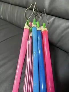 昭和レトロ　カラフルハンガー 5本セット