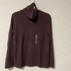 UNIQLO ヒートテック　ワインカラー　タートルネック Tシャツ M