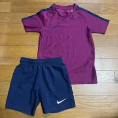 Nike Tシャツとショーツセット 紫/紺