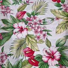 値下げ　ハワイアンキルト　トロピカルフラワー コットン生地⑬