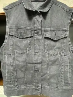 GU デニムベスト グレー Sサイズ