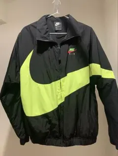 ナイキ　ビッグスウォッシュ　ナイロンジャケット　Sサイズ少し大きめ　ネオンカラー