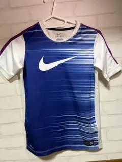 Nike Tシャツ Sサイズ 青 子供服 かわいい