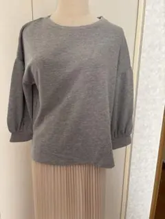 Earth music&ecology グレー 五分袖 サイドスリット トップス