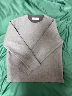 ほぼ新品　Time is on 長袖セーター　グレー系のサムネイル