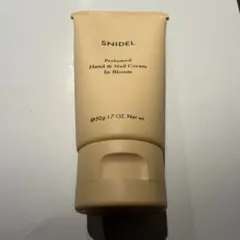 【新品未使用】SNIDEL Perfumed Hand & Nail Creamのサムネイル