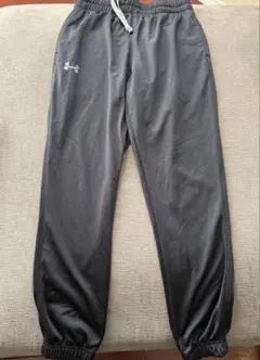 アンダーアーマー トレーニングパンツ メンズ　M ブラック ジャージ