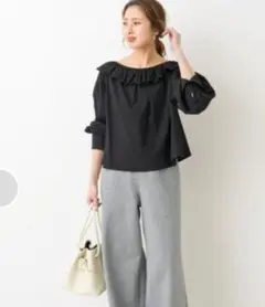 Spick and Spanフリルカラーボートネックブラウスのサムネイル
