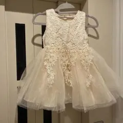 アイボリーレースドレス