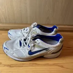 NIKE ランニングシューズ
