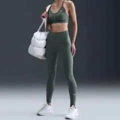 NIKE ナイキ レギンス スパッツ カーキ S トレーニング　ランニングのサムネイル