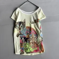 半袖Tシャツ　カットソー　クルーネック　猫柄　ストレッチ　伸縮性あり　黄色系