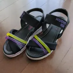 キッズサンダル　20cm