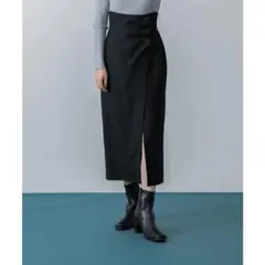 ボタン付きタイトスカート　ブラック