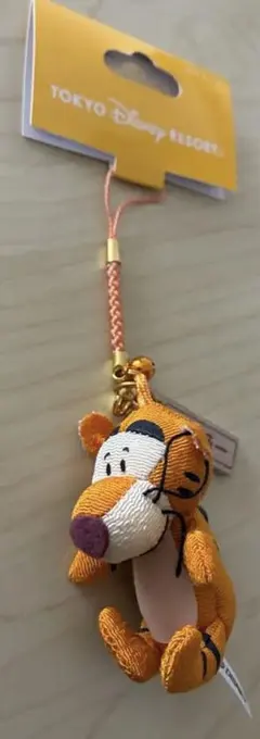 ディズニーリゾート くまのプーさん ちりめん ストラップ 廃盤品 てぃ