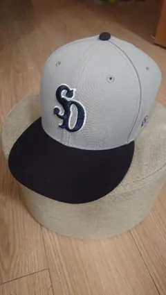 灰紺59.6 スタンダード カリフォルニア × ニューエラ