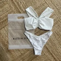 新品】完売 ALEXIA STAM ビキニ 水着 花 ホワイト 上下セット L - メルカリ