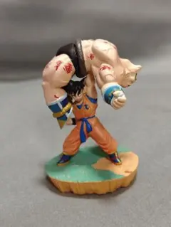 ドラゴンボール　フィギュア　孫悟空VSナッパ