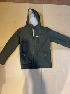 patagonia フード付きジャケット オリーブグリーン　レディースでも可