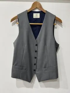 【美品】BEAUTY＆YOUTH グレー Mサイズ ベストのサムネイル