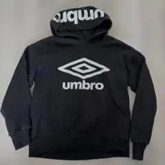 umbro 黒 フード付きパーカー　160