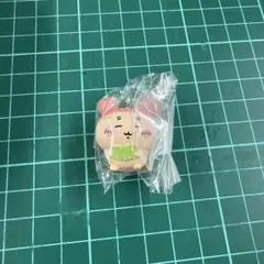 ちいかわ　マスコットチャームつきビスケット　古本屋