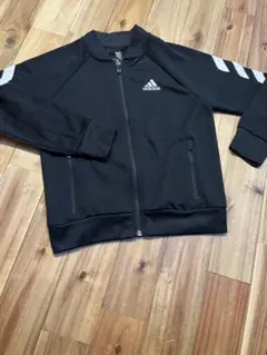 adidas ブラック ジップアップジャケット 130cm
