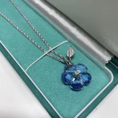 L*a様 SWAROVSKI 花柄　ラインストーン　スワロフスキー　ネックレス