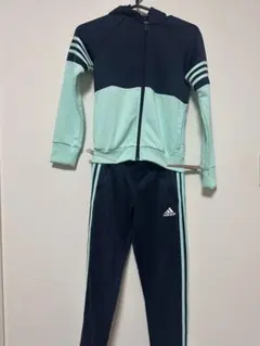 あ*ん様 adidas ジャージ 140cm ネイビー/ミント　上下セット　レデ