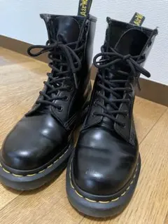 Dr. Martens ブラック ハイカットブーツ