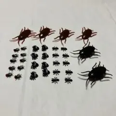 昆虫フィギュア 大量セット ゴキブリ クモ ハエのサムネイル