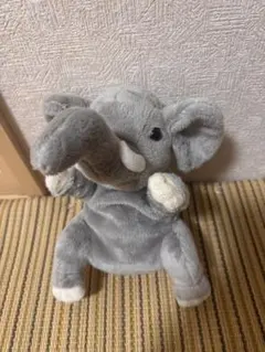 ニトリ くたくた ぬいぐるみ エレファント ゾウ 像 ぞう - メルカリ