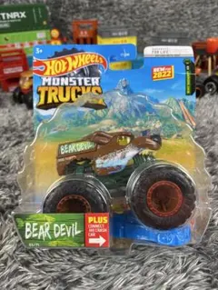 マテルHOT WHEELS MONSTER TRUCKS BEAR DEVIL