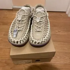 レア⭐︎ KEEN キーン　emmi コラボ　UNEEK ユニーク　25センチ