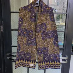 フィオリッチ　ラメ入りマフラー