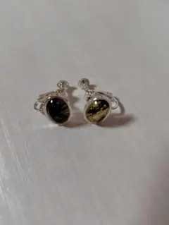 Item thumbnail for item 252f45af-e40a-4098-ac27-153081094edd