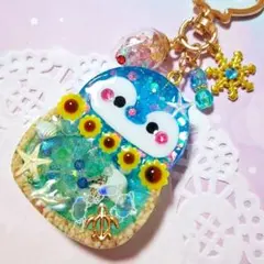 シャカシャカキーホルダー ①ペンギン - メルカリ