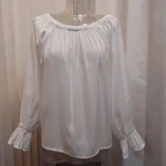 items URBAN RESEARCH　アイテムズアーバンリサーチ　ブラウスのサムネイル