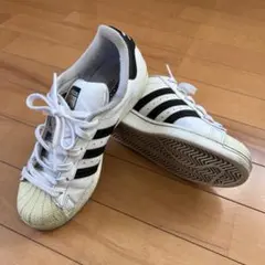 アディダス　スーパースター　24.0