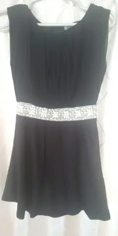 新品 タグ付 Rady プリーツ ビジューミニワンピ 黒 ブラック 平成ギャル