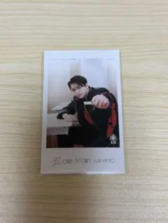 ONE N' ONLY HAYATO 隣の席 ミニフォト 右