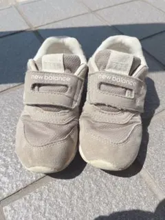 new balance 996 ベビーシューズ ベージュ　16センチ