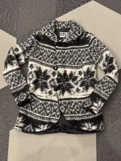 Item thumbnail for item 8010e124-e5cd-4e55-912f-bb18fd8fa600