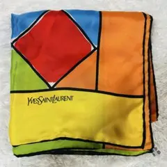 Yves Saint Laurent 幾何学模様 スカーフ　日本製　シルク100のサムネイル