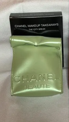 CHANEL MAKEUP TAKEAWAYS ポーチ