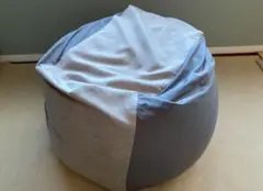 体にフィットするソファー　ビーズクッション　グレー　人を駄目にするクッション