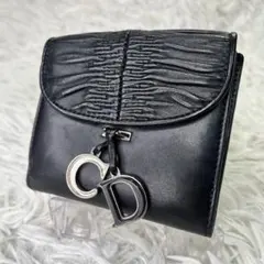 希少✨クリスチャンディオール　チャーム付き二つ折り財布　ブラック　レザーのサムネイル
